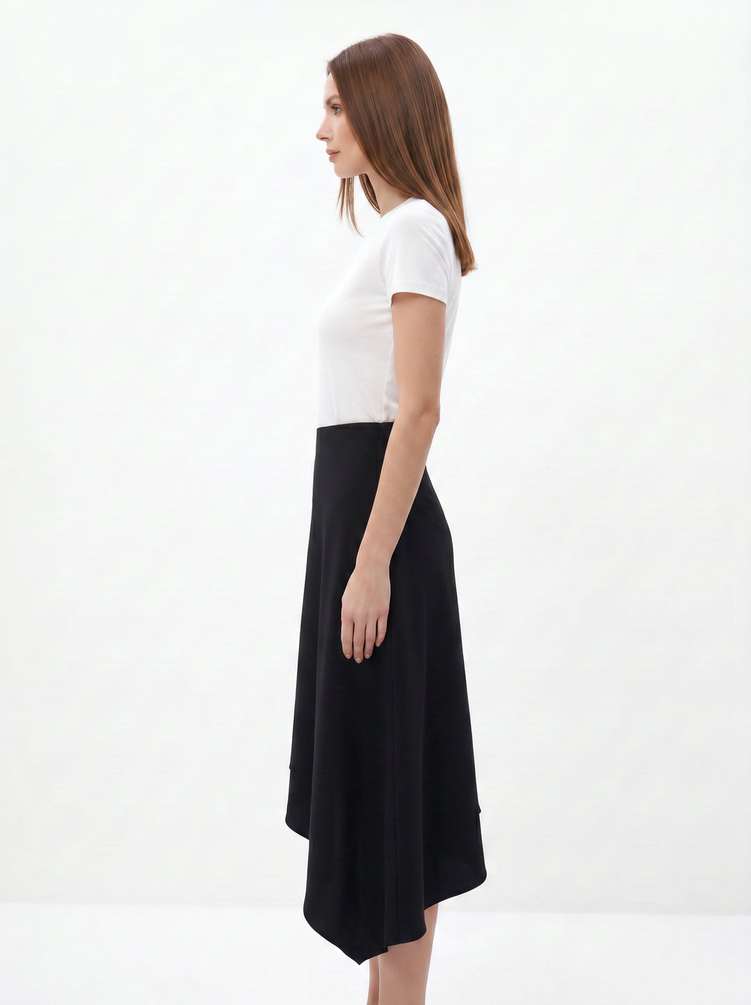 Asymmetrischer Midi-Rock – Moderne Eleganz